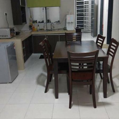 Spacious & Cozy Condo - Hijauan Heights Block C Kajang Dış mekan fotoğraf