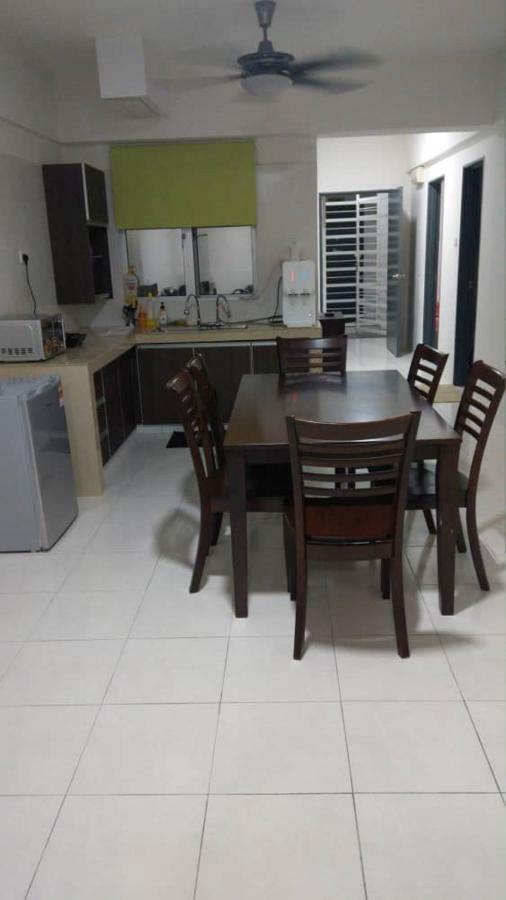Spacious & Cozy Condo - Hijauan Heights Block C Kajang Dış mekan fotoğraf